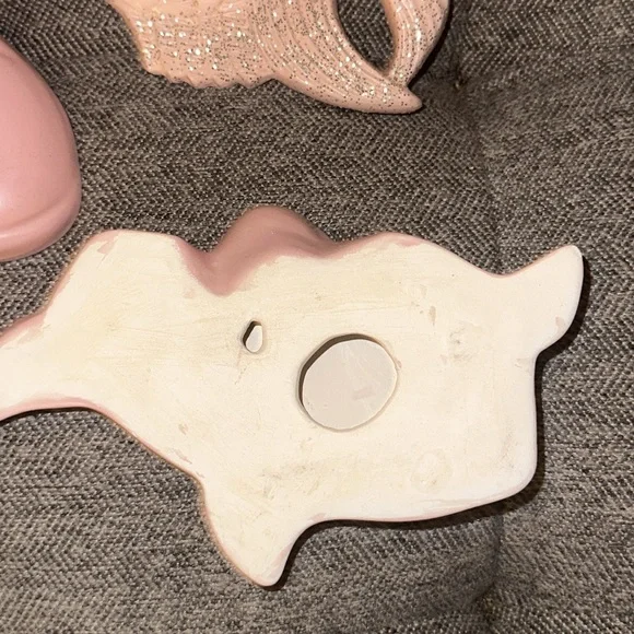 Vintage Pink Chalkware Fish Wall Plaque Set – 1950s Retro Bathroom Decor